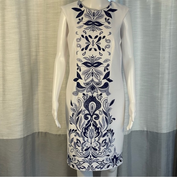 Karin Stevens White Blue Delft Pattern Sleeveless Stretch Shift Dress Sz 8 - Picture 1 of 9